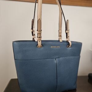 Michael Kors Bedford purse
